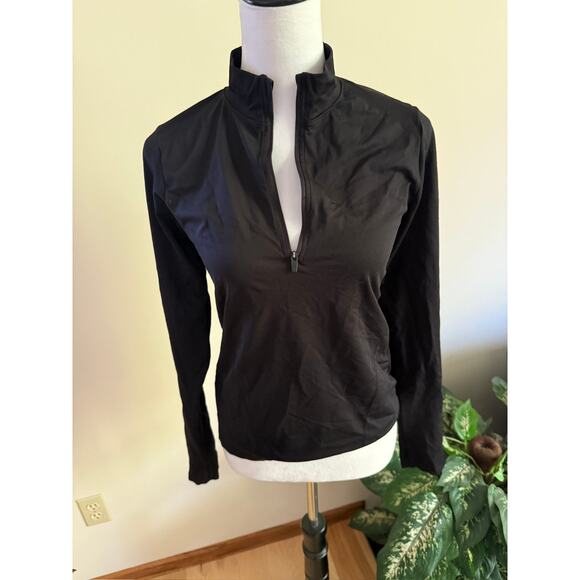 Fabletics Black Quarter Zip - Picture 4 of 4